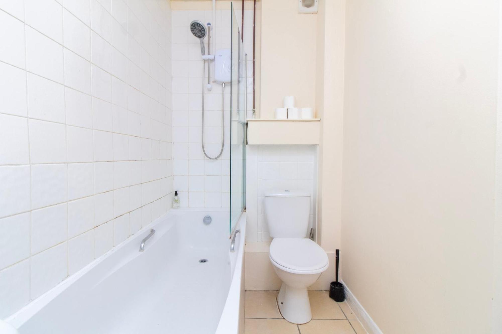 Brookvale Road 7 Guest house